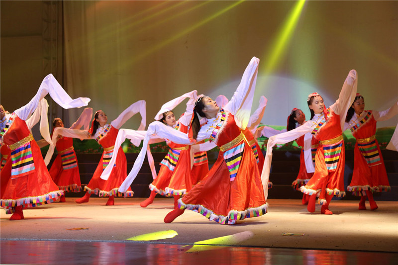 中山麦凯思藏族舞蹈队